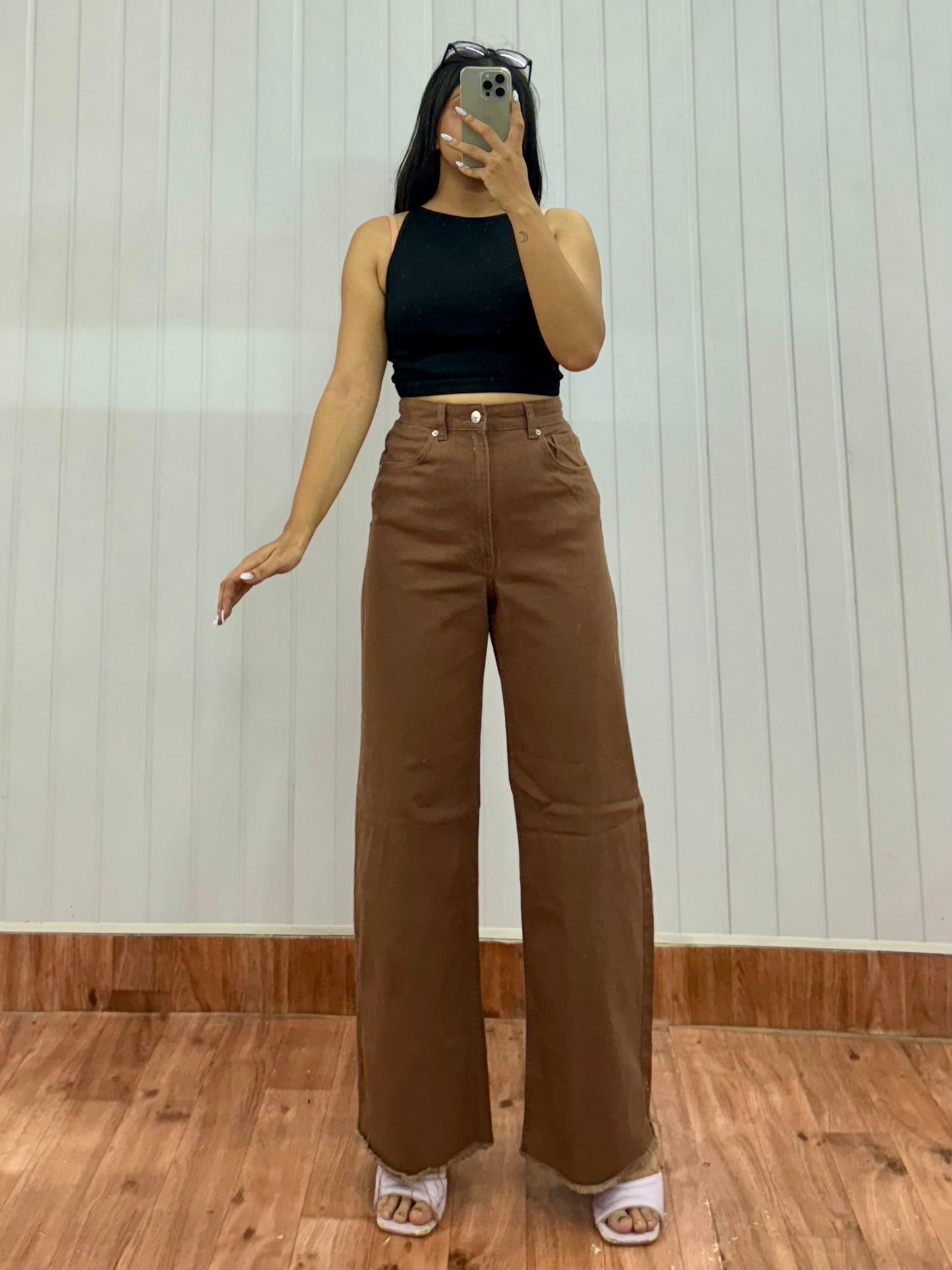 DE22-28 Brown Wideleg Jeans