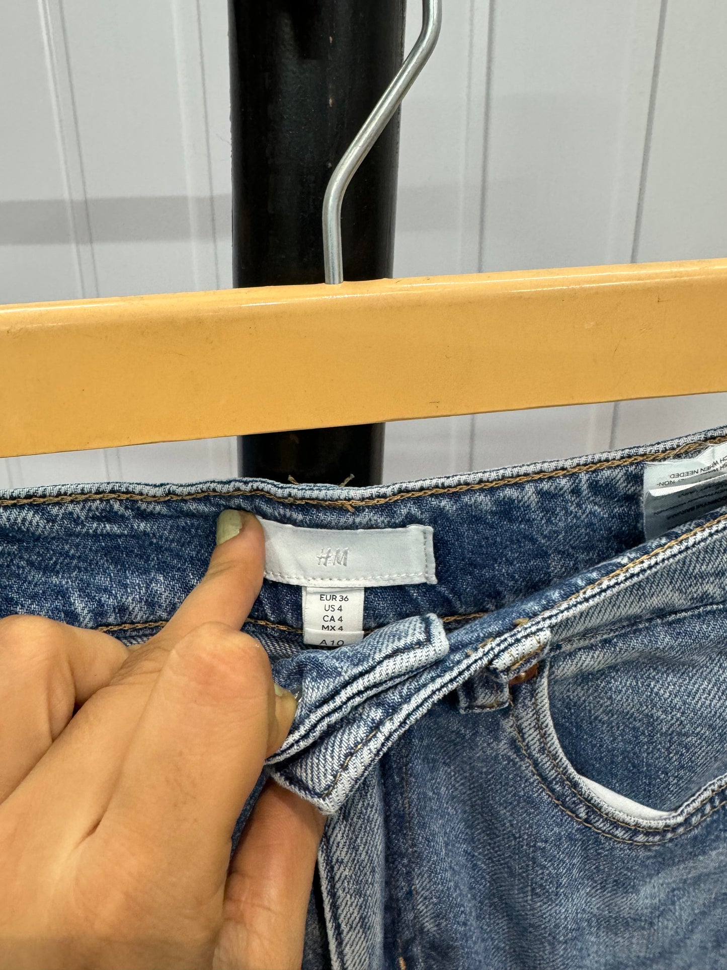 0702-26-28 Wideleg Jeans