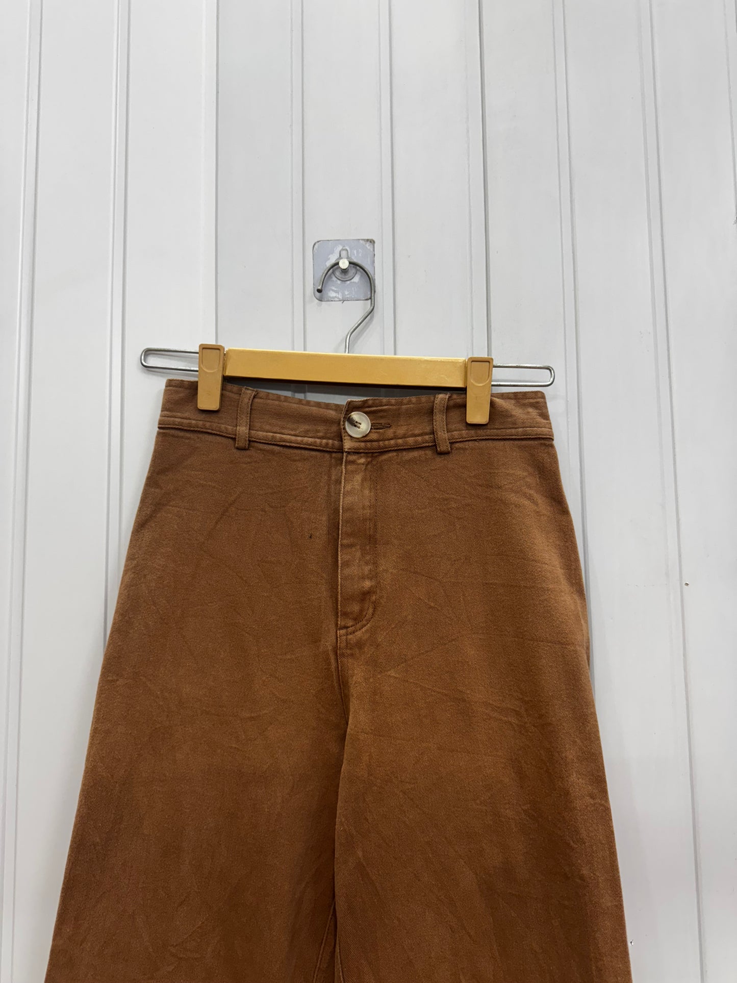 DE77-28 Brown Wideleg Jeans