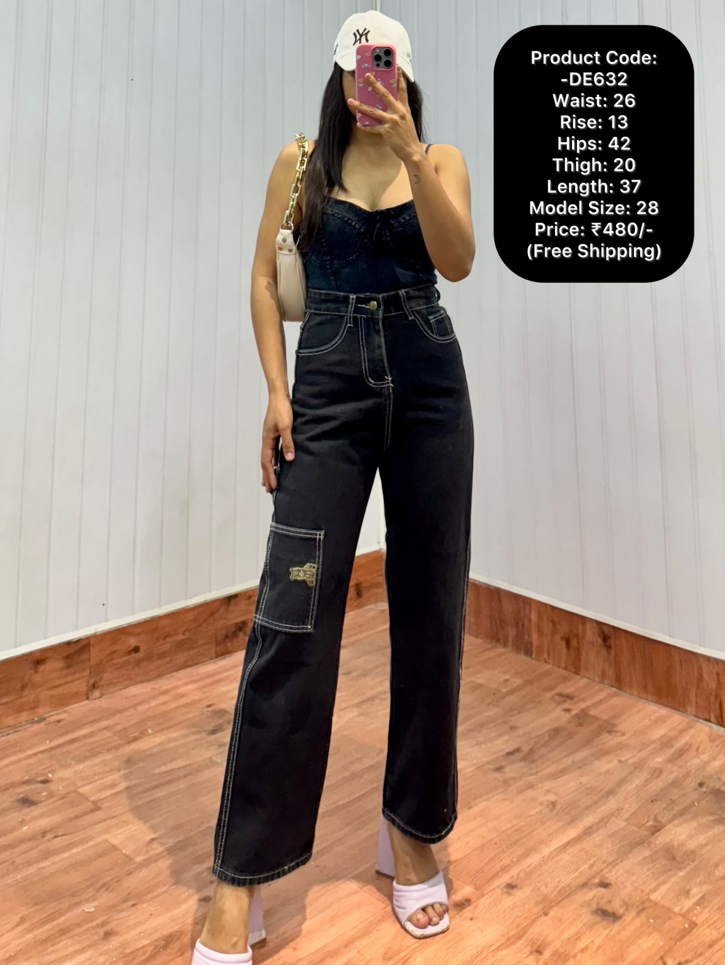 DE632-26 Black Cargo Jeans