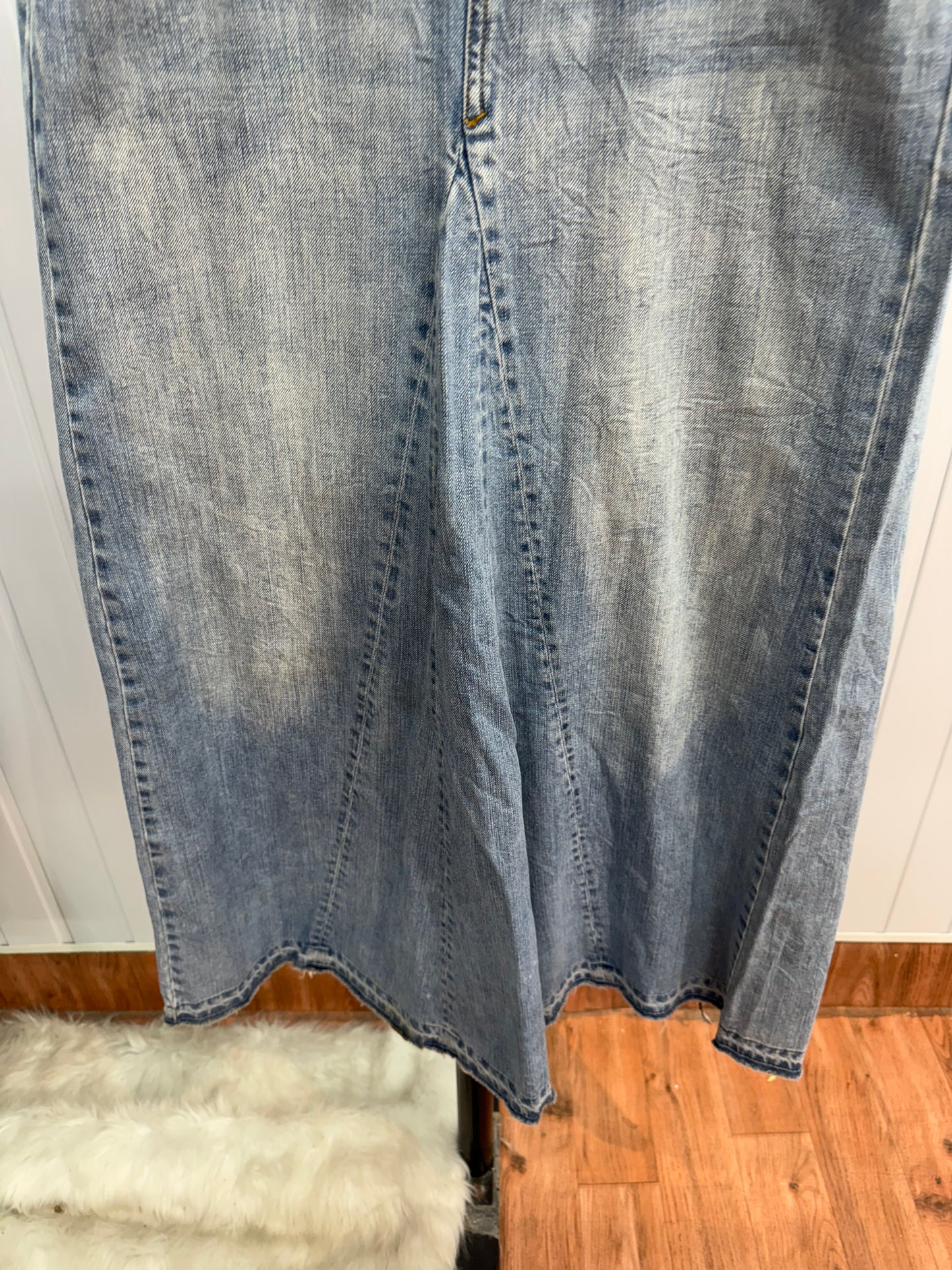 S16-30 Fishcut Denim Long Skirt