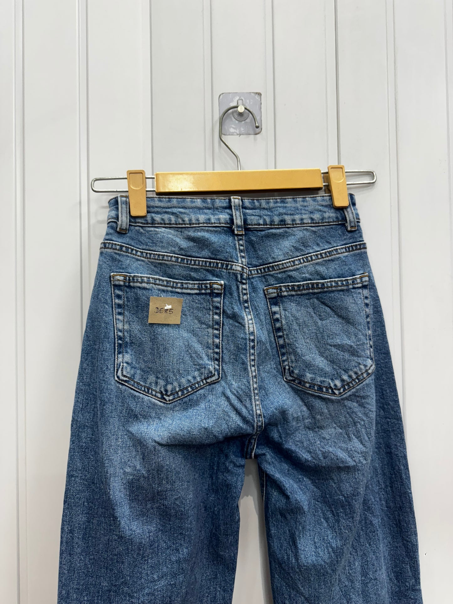 DE85-26 Flare Jeans