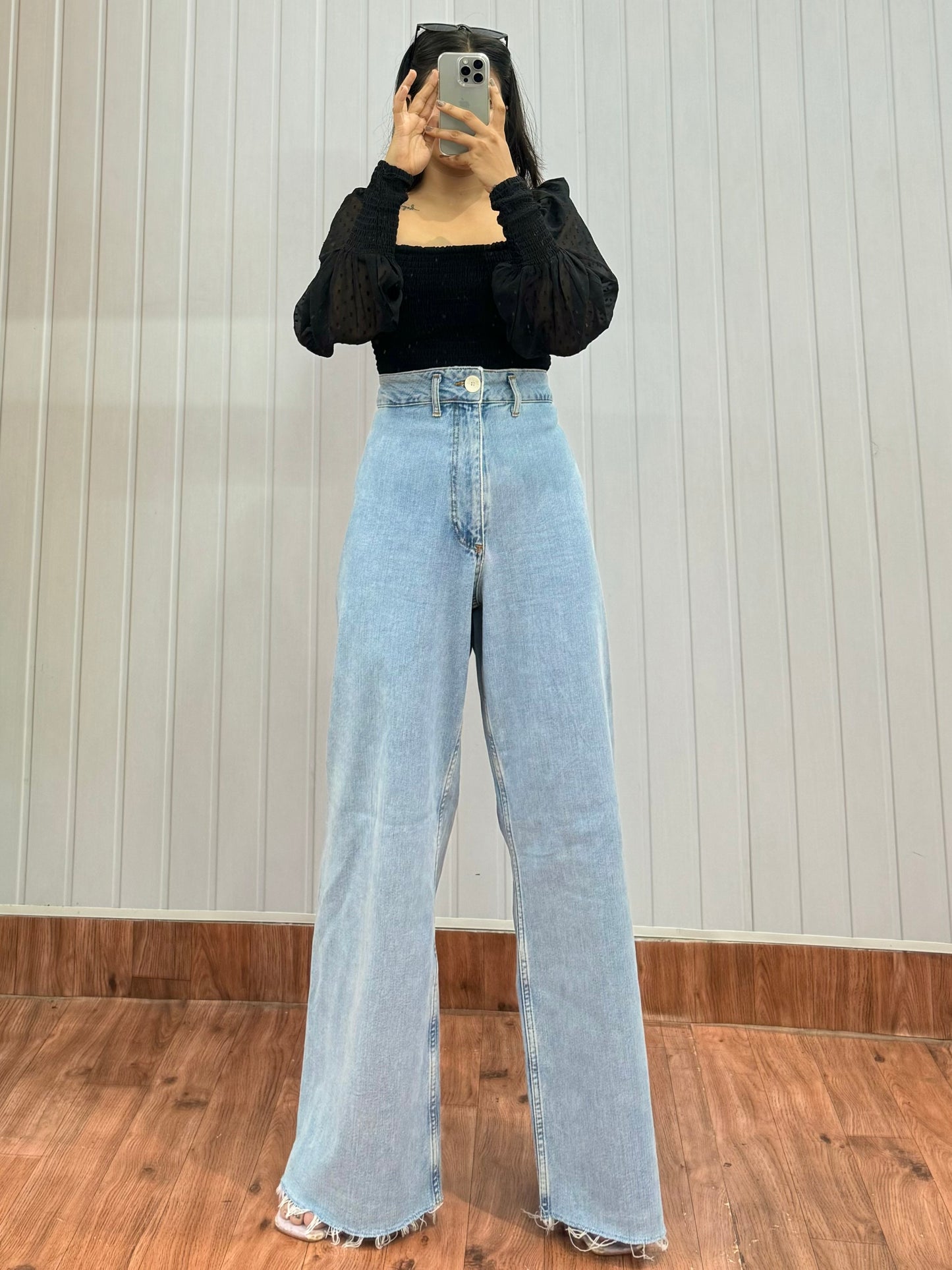 0703-34 Wideleg Jeans