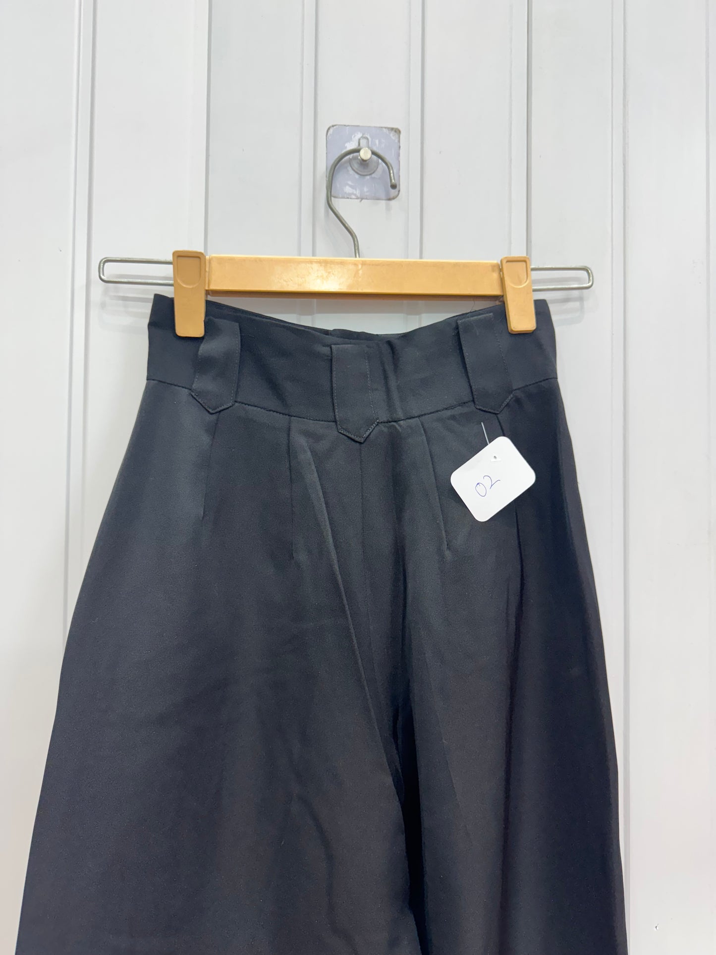 Black Trousers-02