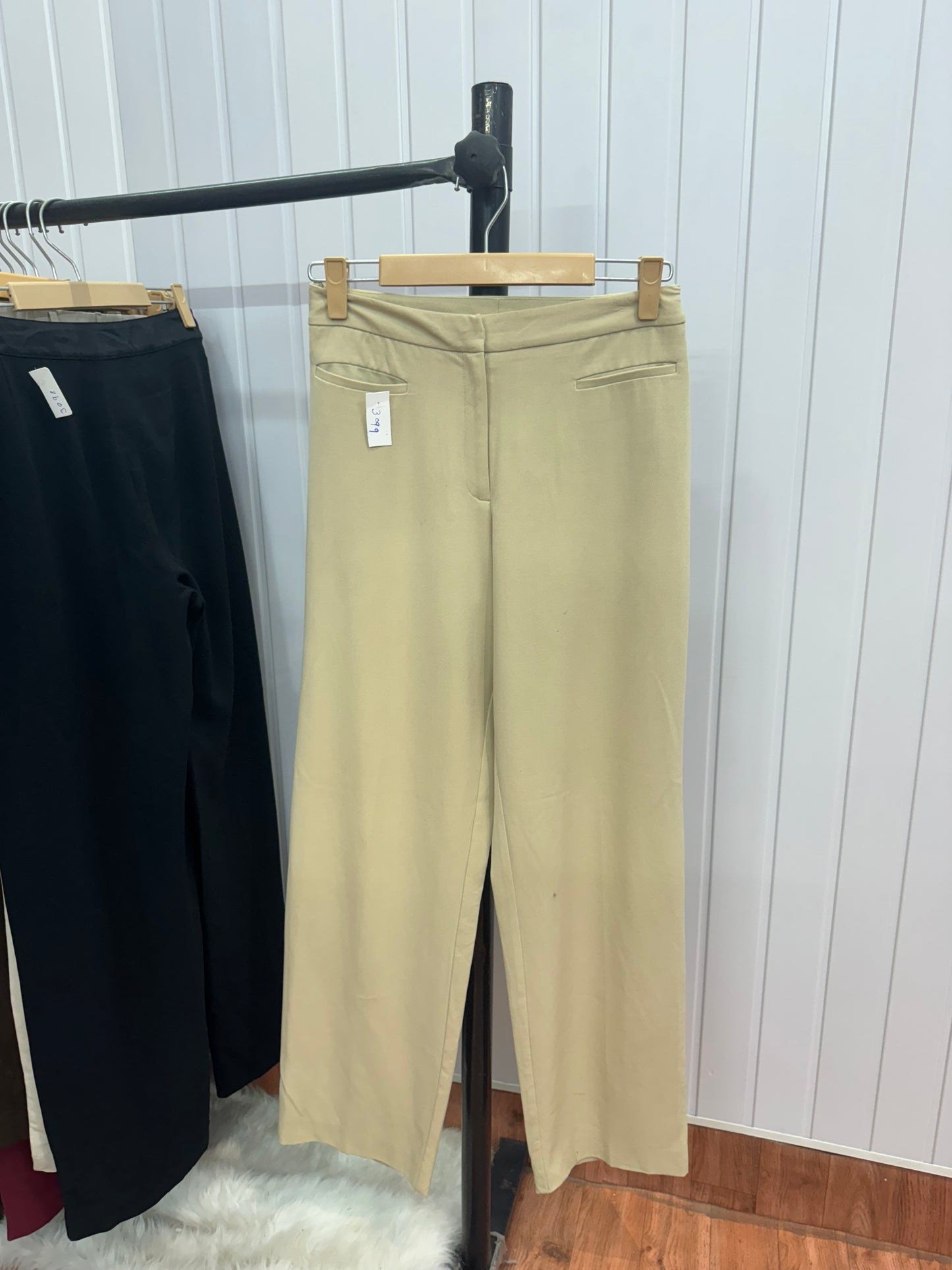 3099-28 Beige Trousers
