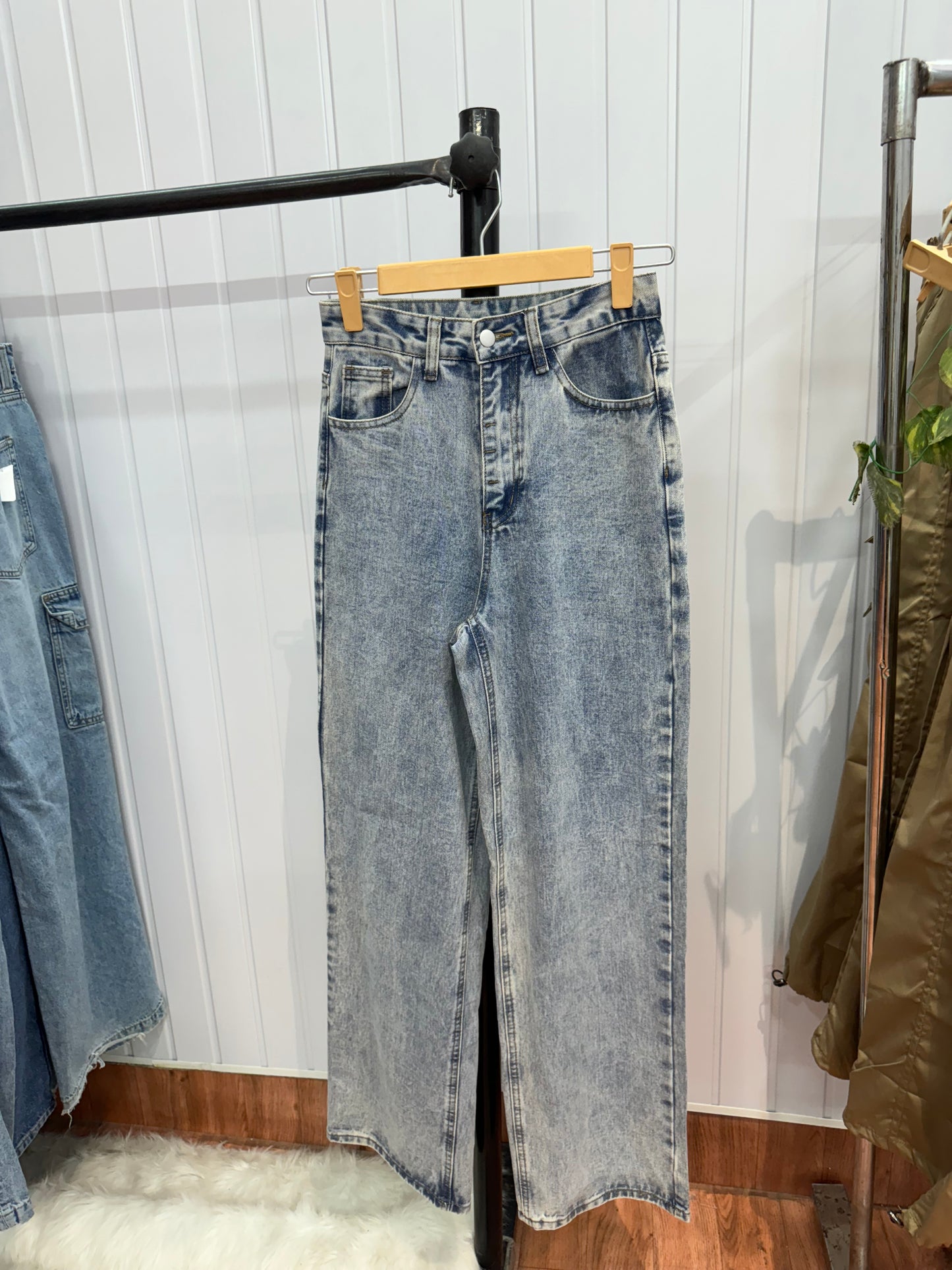 0717-26 Wideleg Jeans