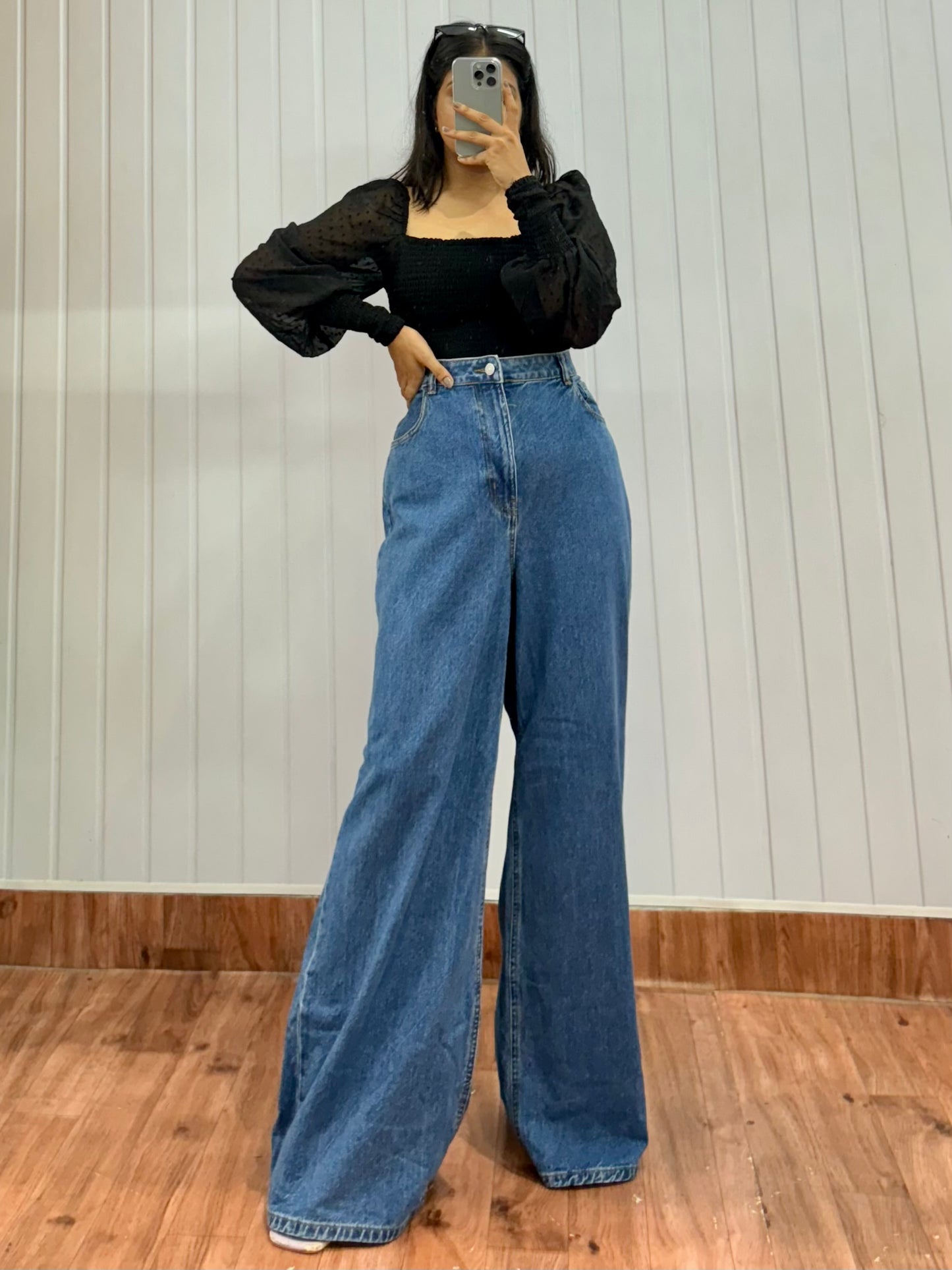 0706-36 Wideleg Jeans