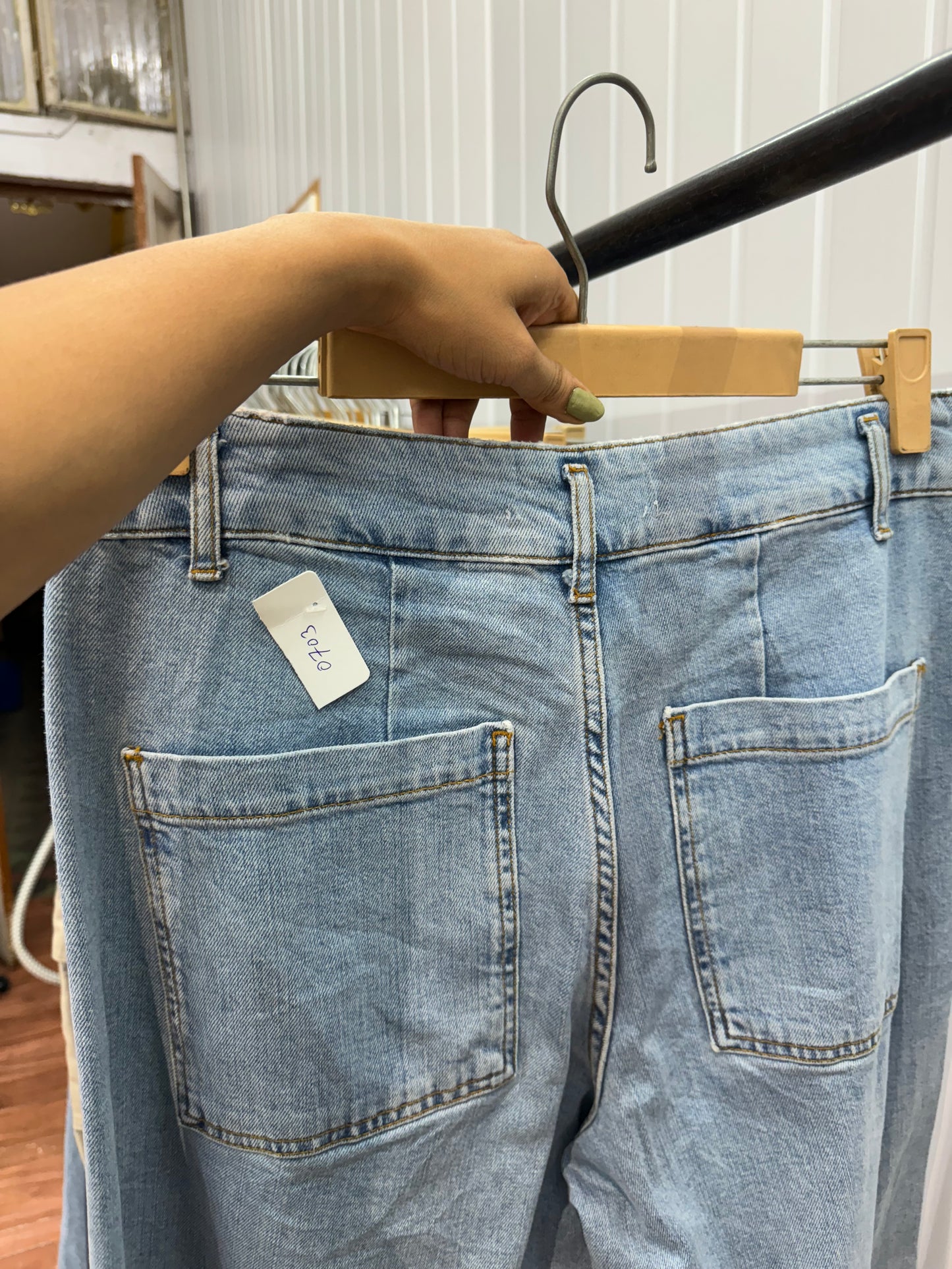 0703-34 Wideleg Jeans