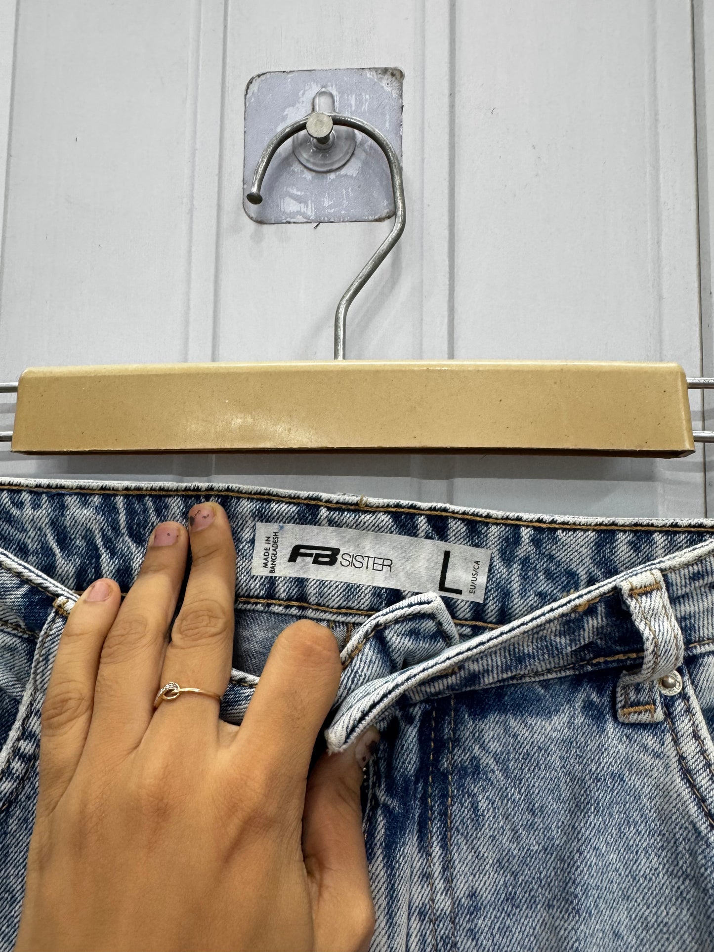 DE73-30 Rugged Jeans