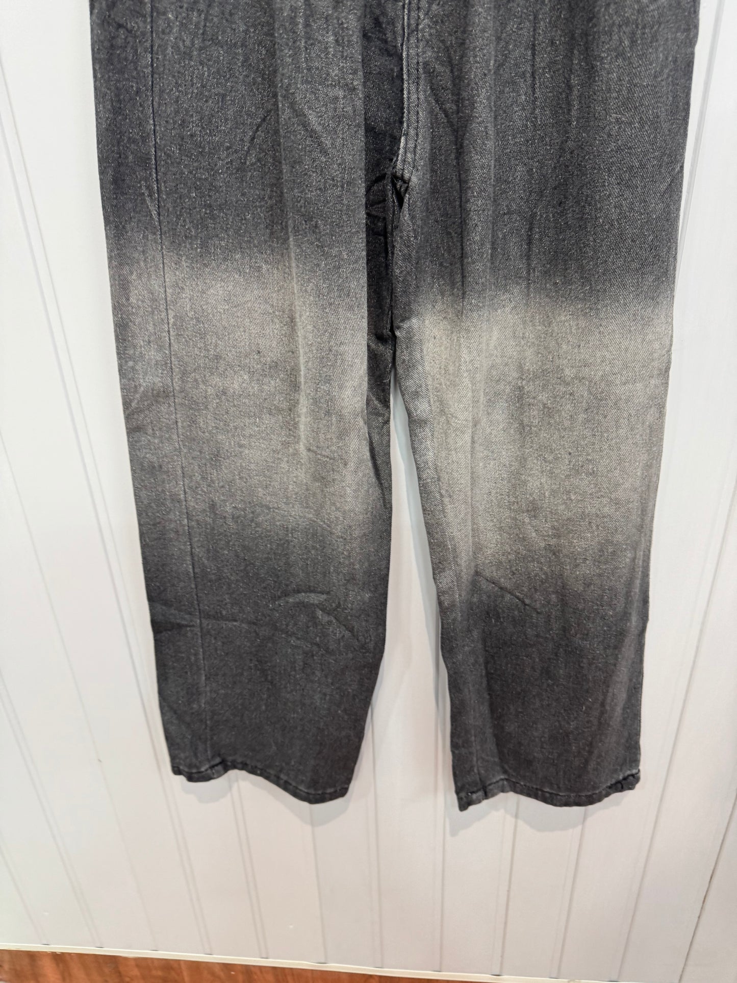 DE918-28-34 Black Jogger Jeans