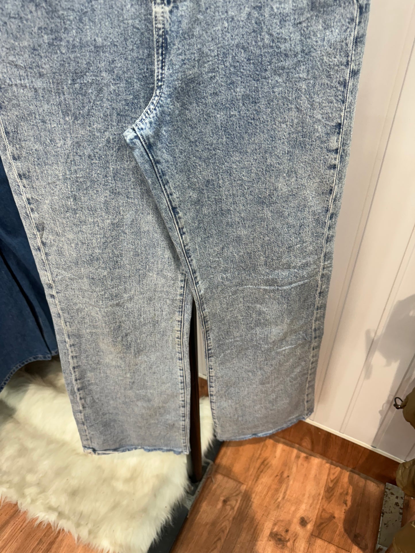 0705-26 Straight Fit
