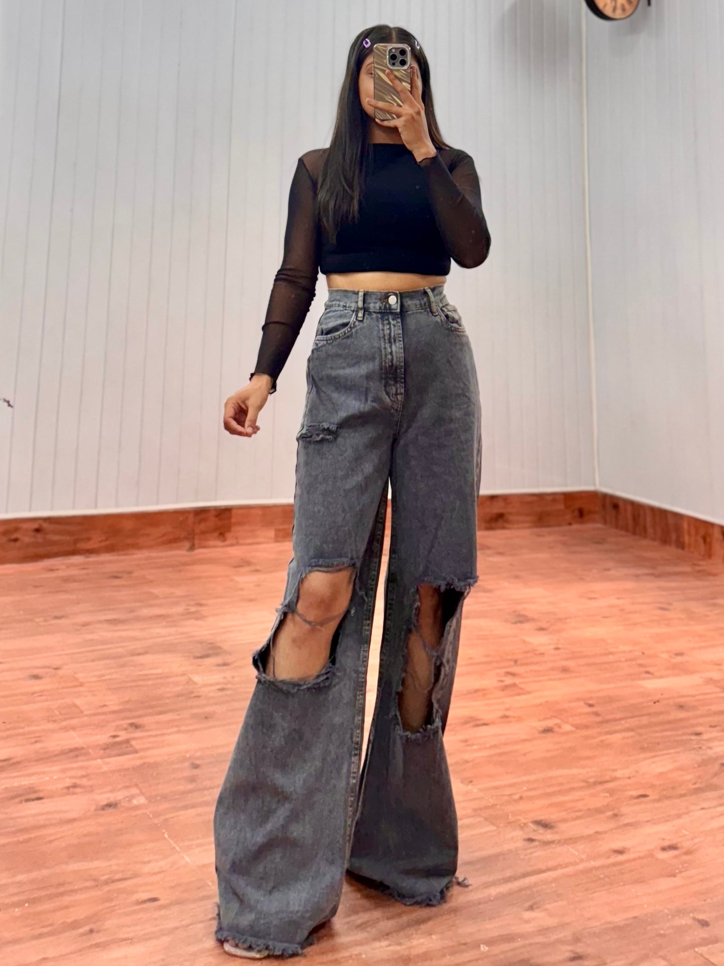 590-26 Rugged Jeans