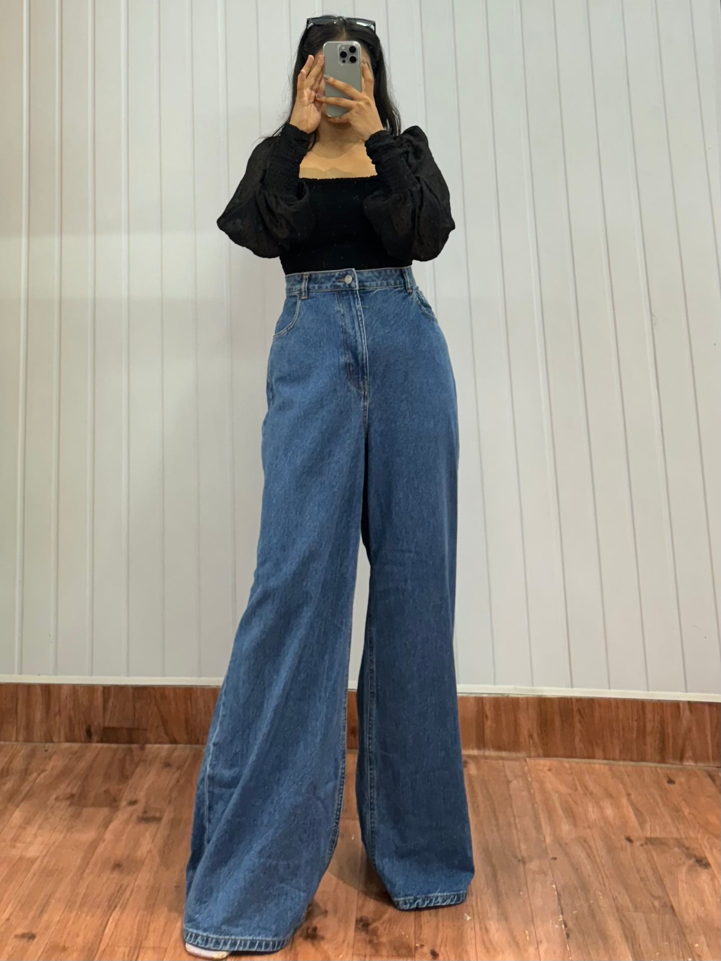 0706-36 Wideleg Jeans