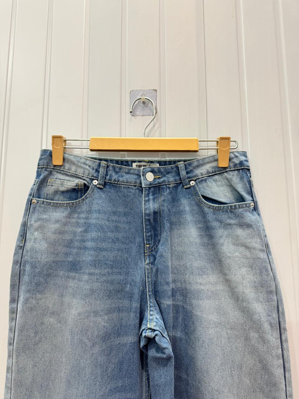DE764-32 Wideleg Jeans