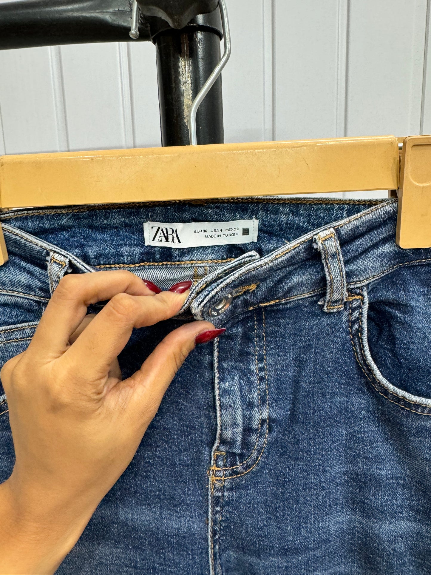 0421-28 Bootcut Jeans