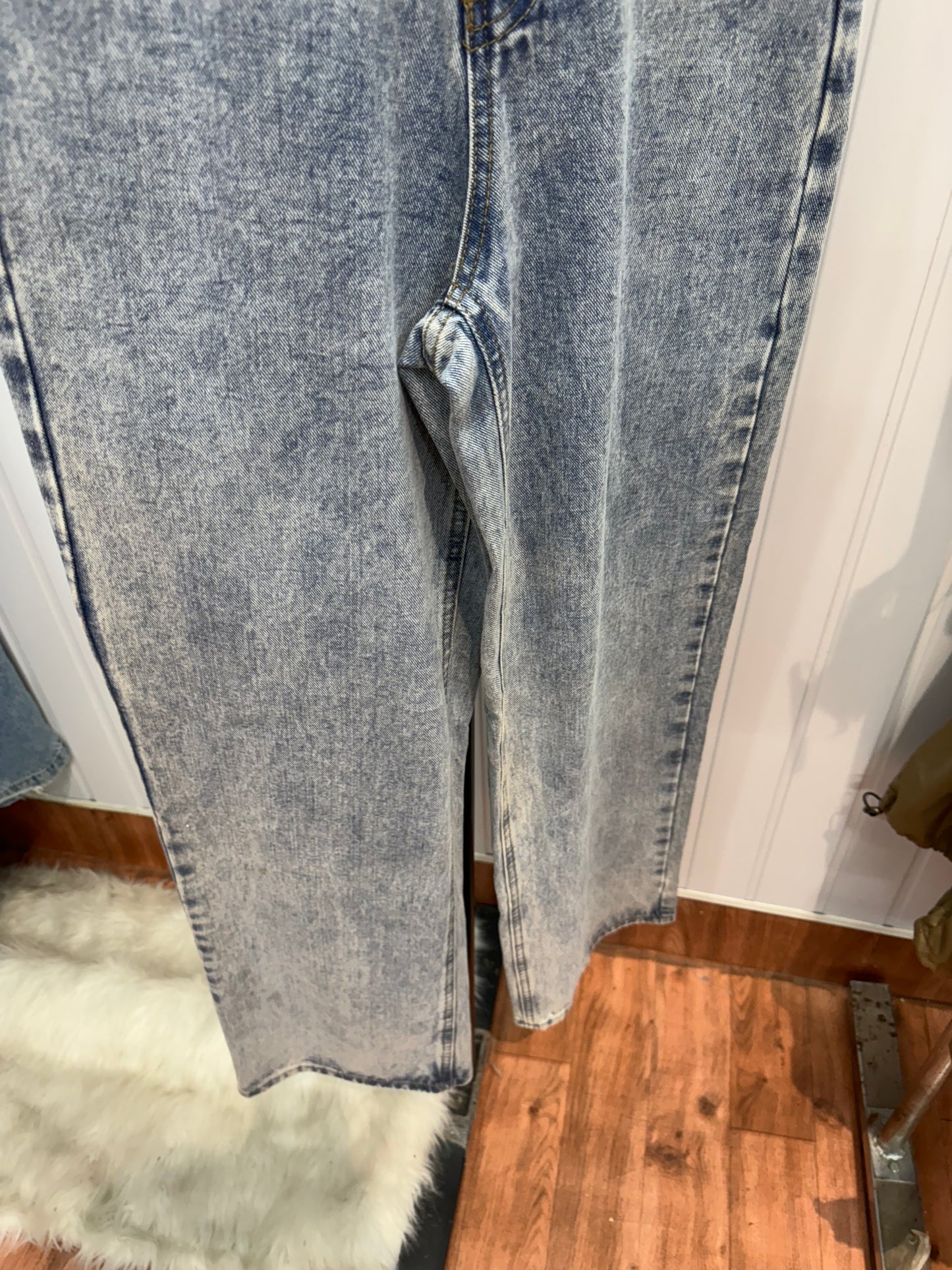 0717-26 Wideleg Jeans