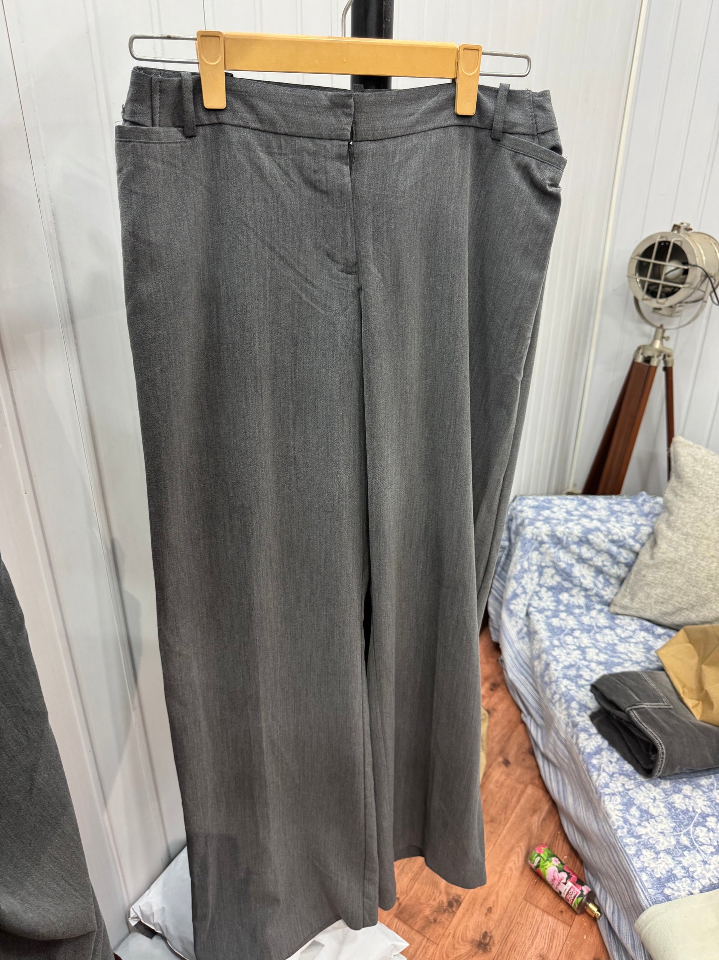 152 Grey Pants-32