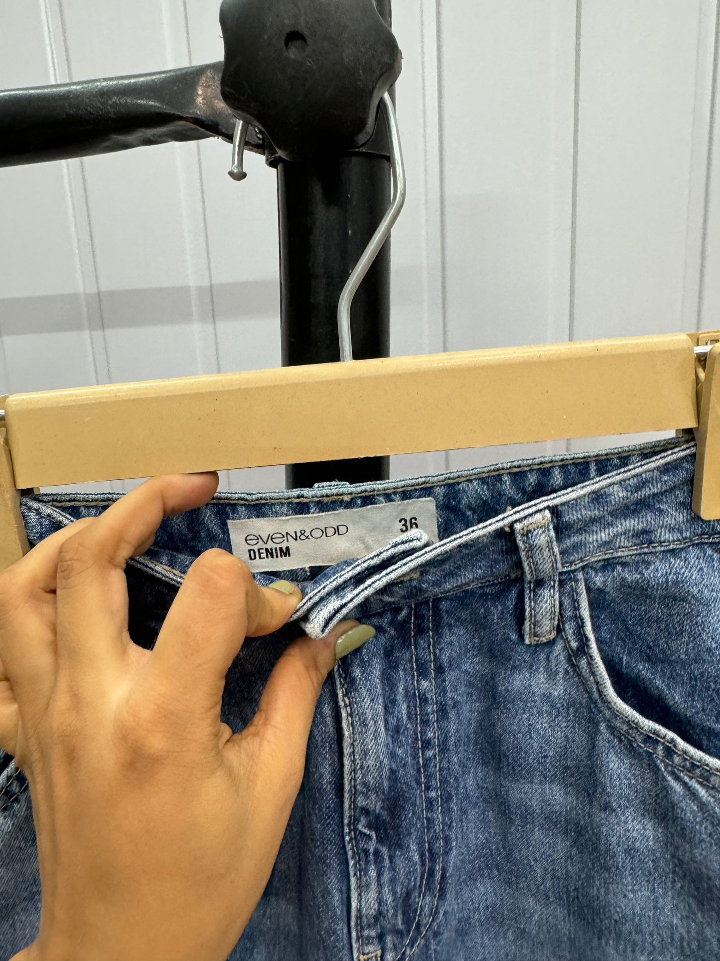 0711-26-28 Wideleg Jeans