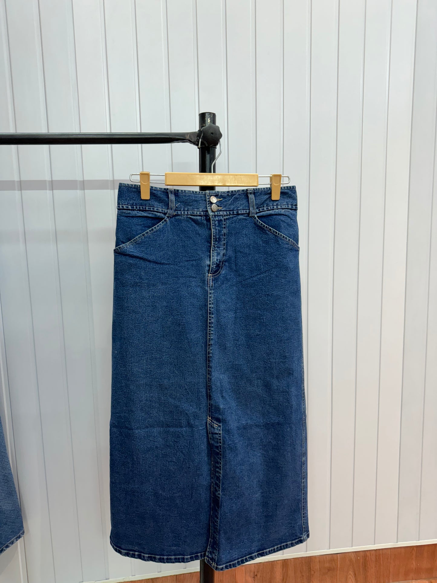 S07-32 Long Denim Skirt