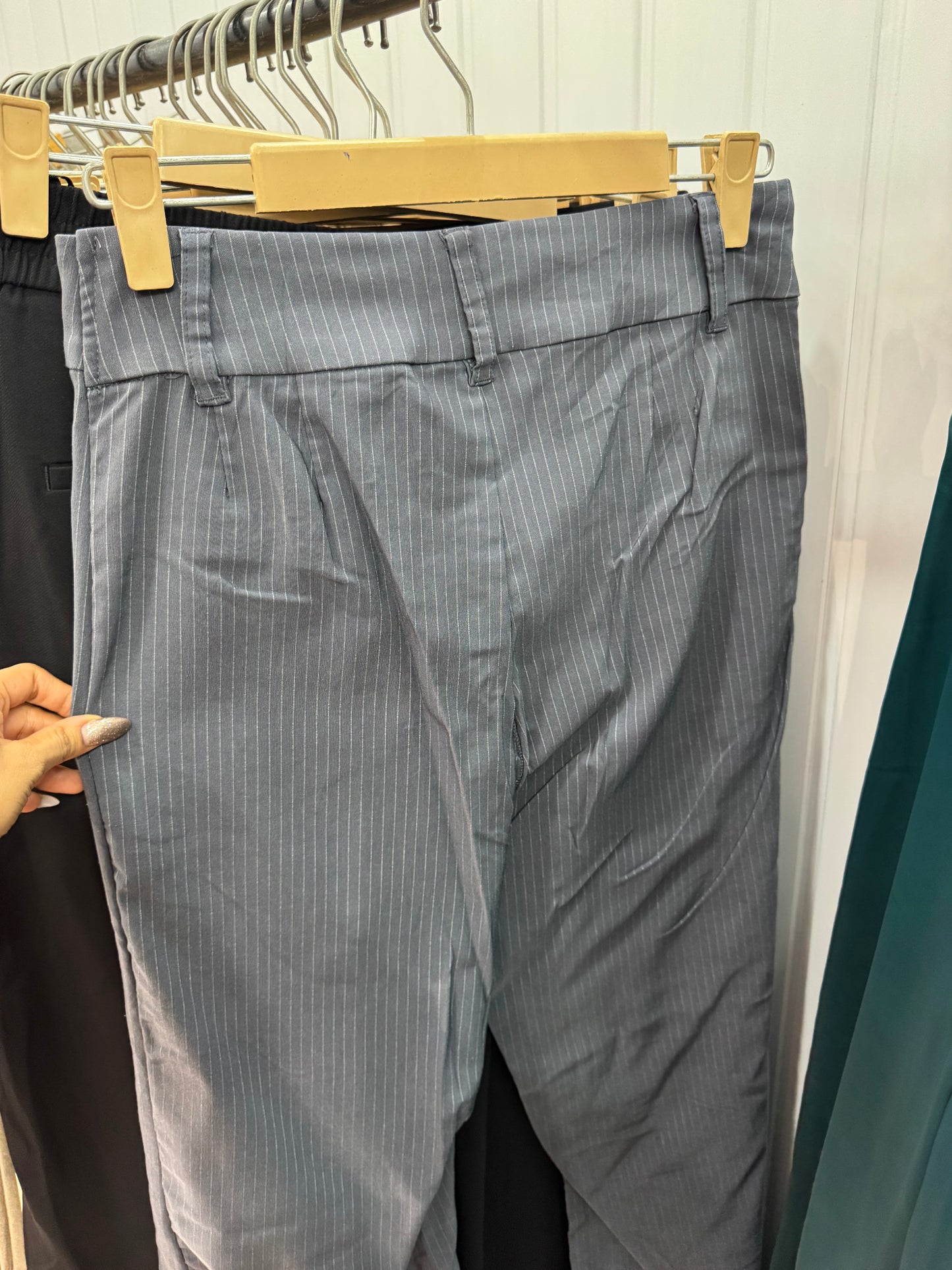 143 Grey Stripes-30