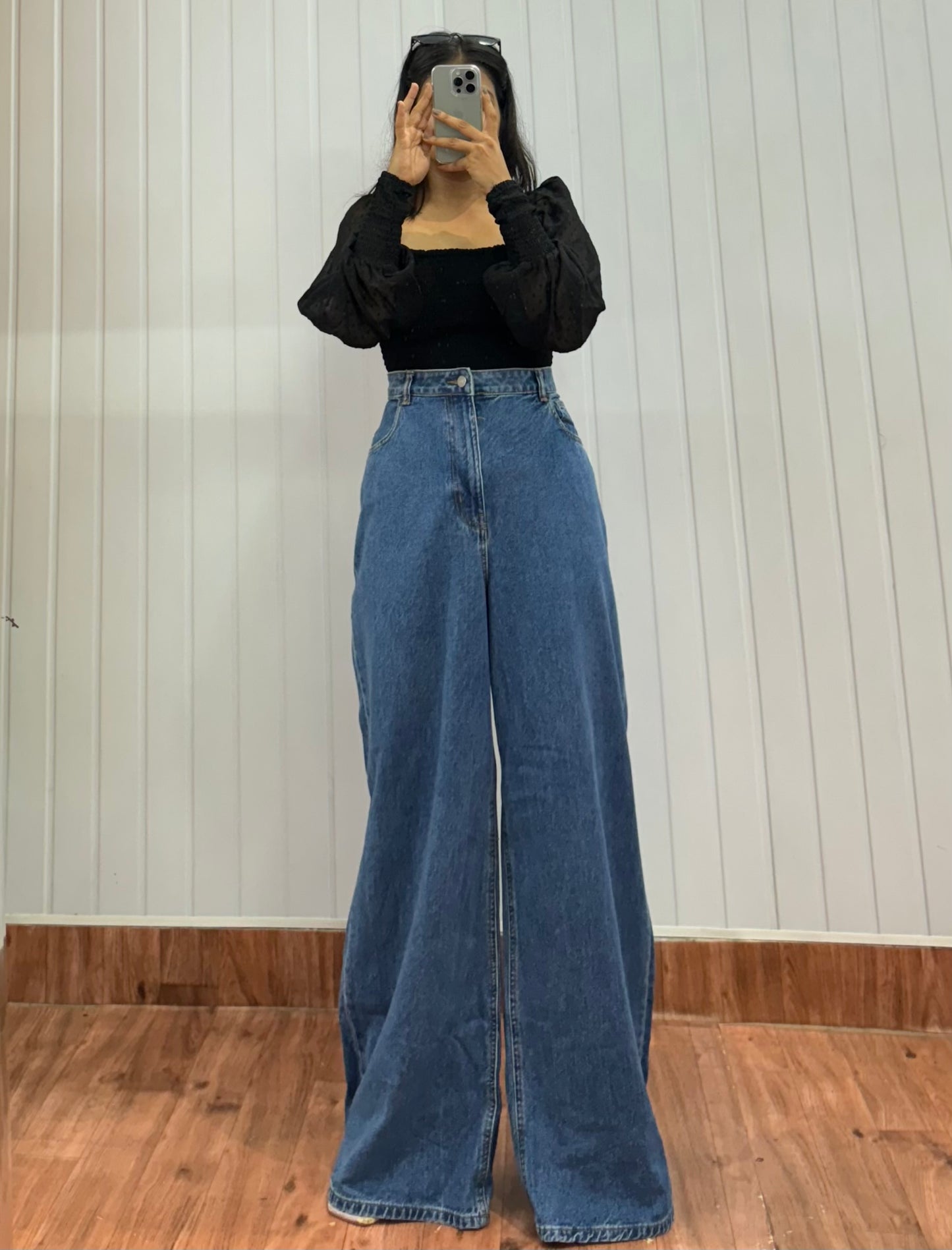 0706-36 Wideleg Jeans