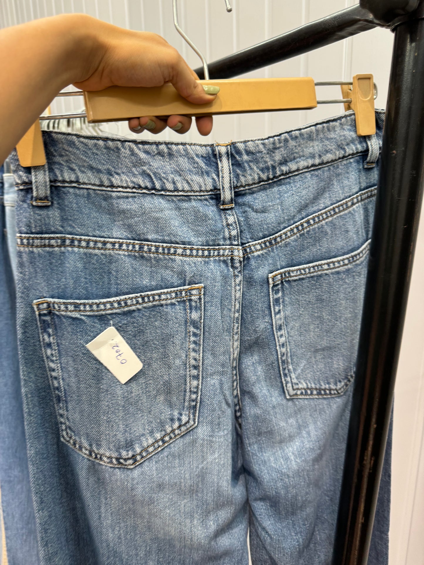 0702-26-28 Wideleg Jeans