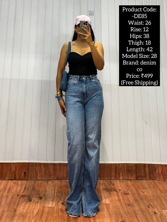 DE85-26 Flare Jeans