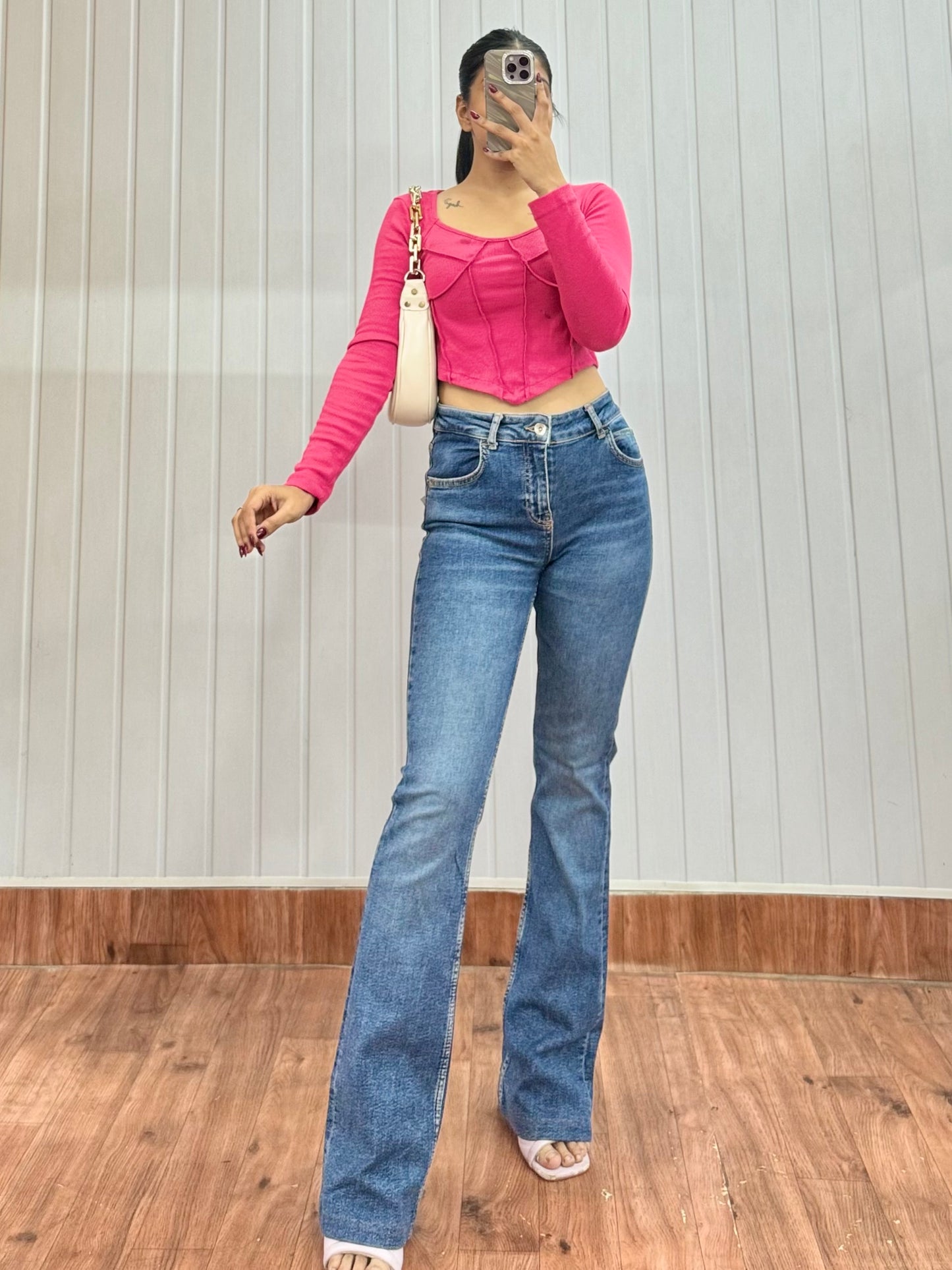 0421-28 Bootcut Jeans